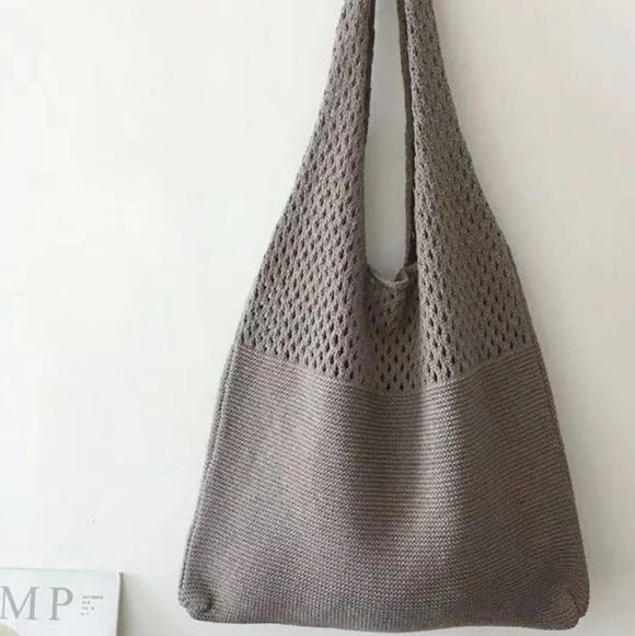 New Crochet Large Shoulder bag - Picture 2 of 8